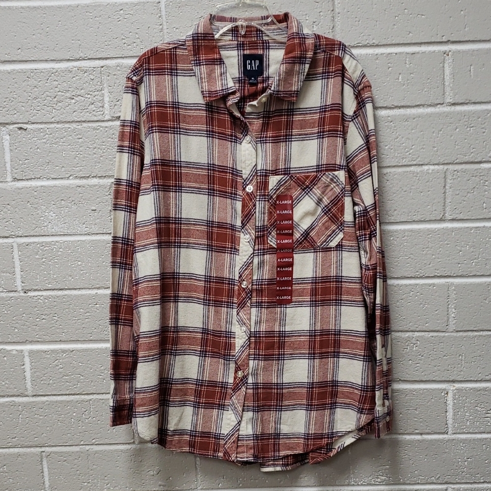 3/$20 GAP Womens Cream and Brown Plaid Button Down Shirt